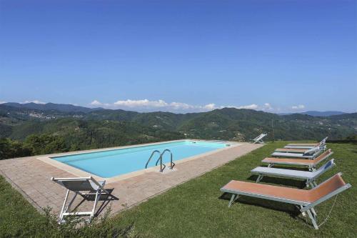 Castagnori Villa Sleeps 8 Wifi