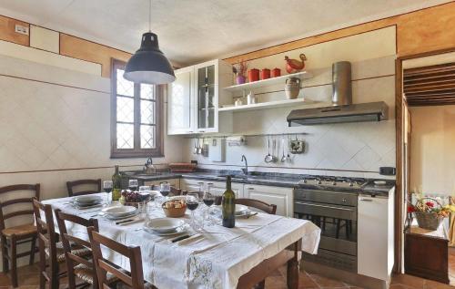 Castagnori Villa Sleeps 8 Wifi