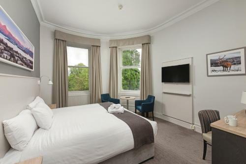 The Tarbet Hotel