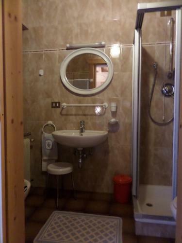 Hostal Affittacamere Pizzeria Marmolada