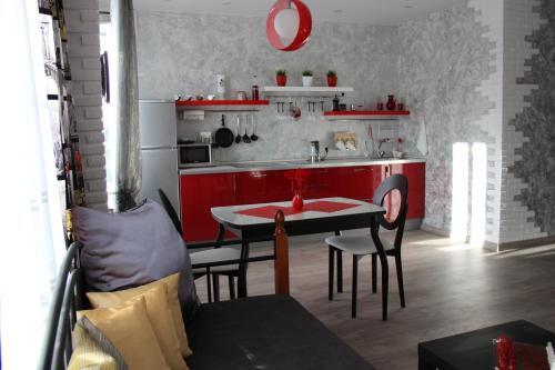 Apartment On Ternopolskaya 18