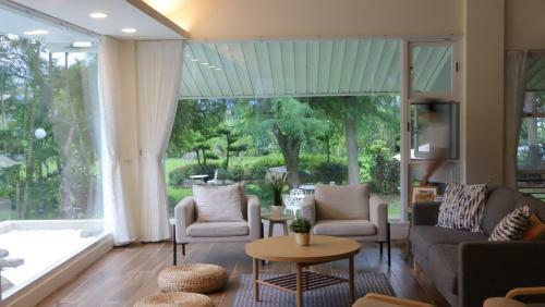 Eshine Homestay