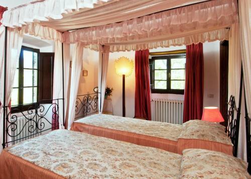 Volpaia Villa Sleeps 12 Wifi