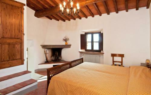 Volpaia Villa Sleeps 12 Wifi