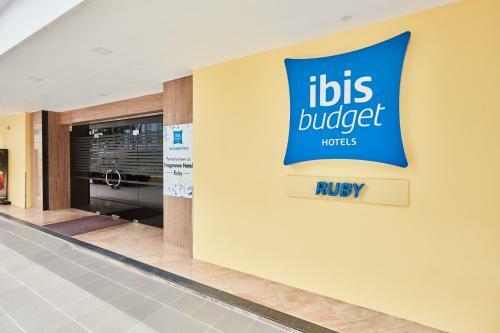 Hotel Ibis Budget Singapore Ruby