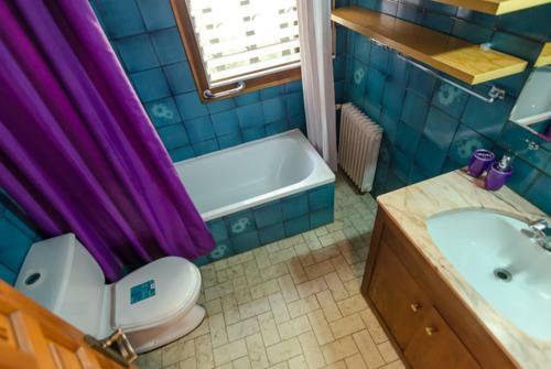 Lloret de Mar Villa Sleeps 6 Pool Wifi