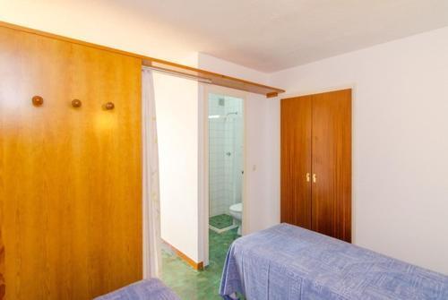 Lloret de Mar Villa Sleeps 12 Pool Wifi