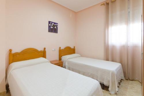 Lloret de Mar Villa Sleeps 12 Pool Wifi