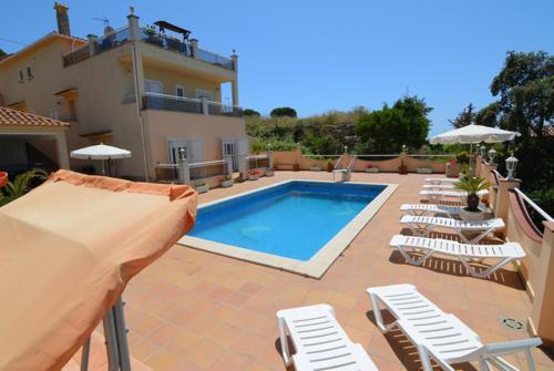 Lloret de Mar Villa Sleeps 8 Pool Wifi