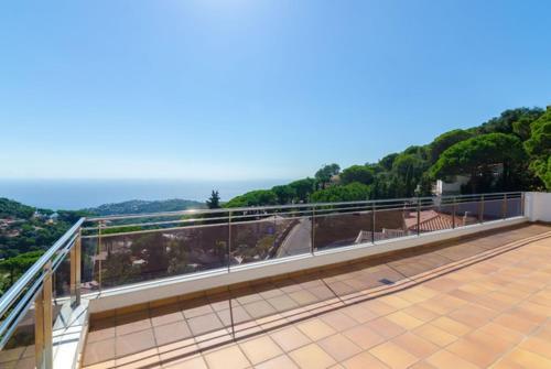 Lloret de Mar Villa Sleeps 10 Pool Wifi