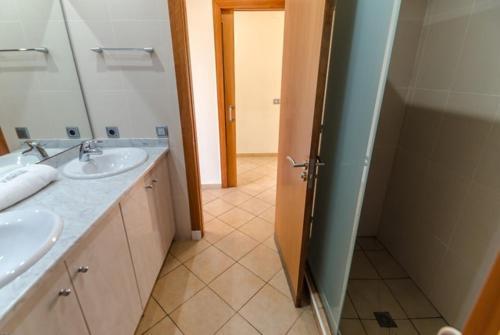Lloret de Mar Villa Sleeps 10 Pool Wifi