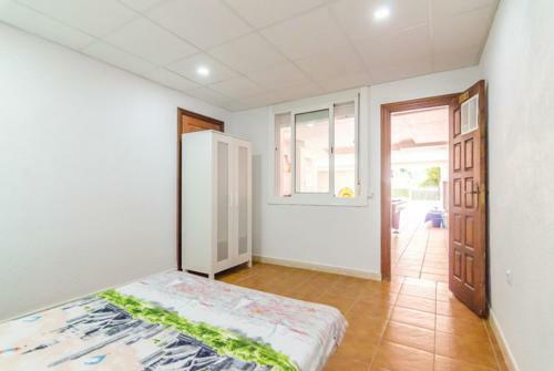 Lloret de Mar Villa Sleeps 18 Pool Wifi