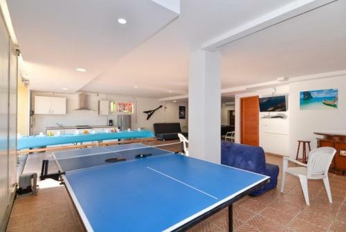 Lloret de Mar Villa Sleeps 18 Pool Wifi