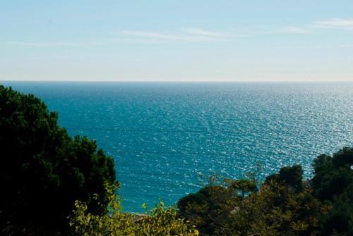 Lloret de Mar Villa Sleeps 8 Pool Wifi