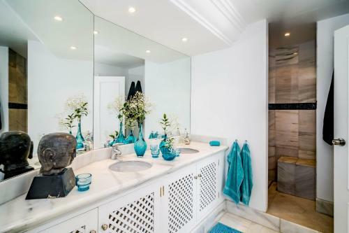 Apartamento Mdm- Beachfront Penthouse In Marbella