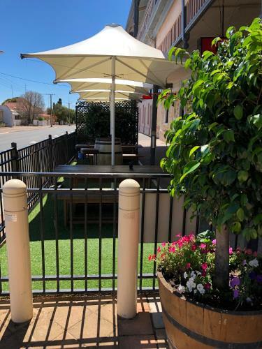 Cornwall Hotel