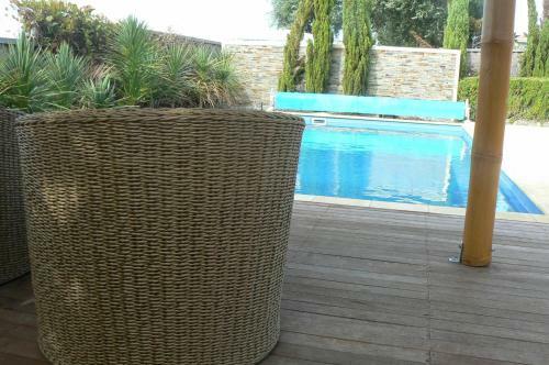 La Mer - Home With A Pool
