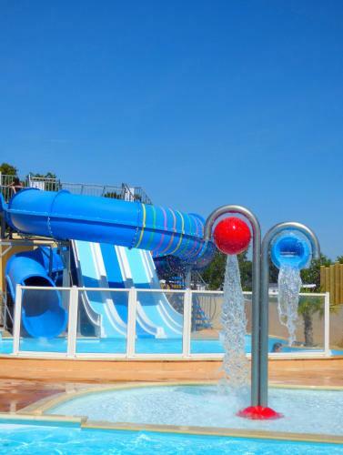 Camping C�t� � Mont Saint Michel