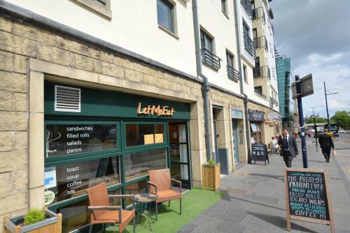 Apartamentos Holyrood Park - Carparking Included!