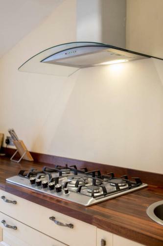 Altido Prestigious Location - Quintessential Mews House