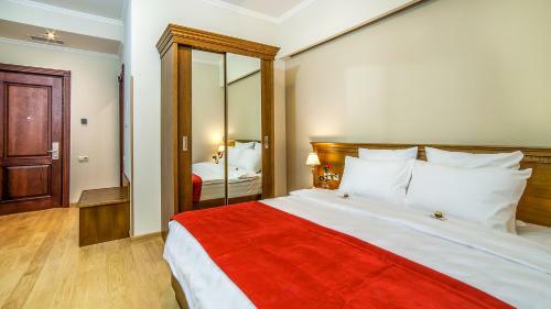 Hotel Porta Caucasia Kazbegi