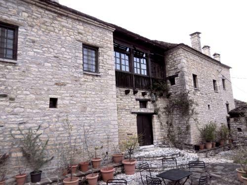 Hotel Arhontiko Aristis