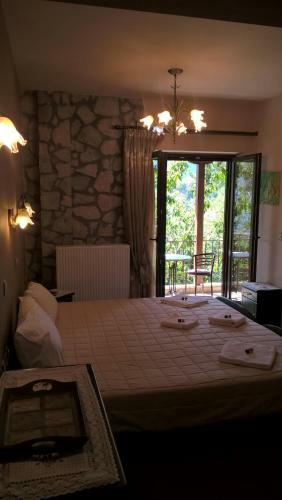 Hostal Guesthouse Kastania
