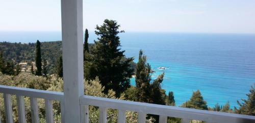 Agios Nikitas Nature Villas