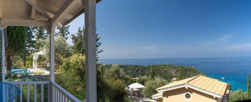 Agios Nikitas Nature Villas