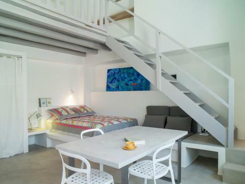 Hostal Tutti Blu Tinos Living Space