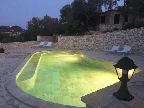 Nereidi Pool Villas