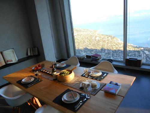Villa Artistic Sea View Holidays Near Athens