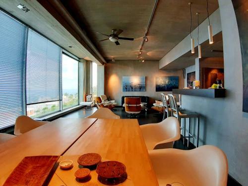 Villa Artistic Sea View Holidays Near Athens
