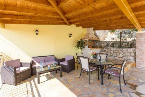 Villa Aris