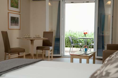 Aparthotel Hotel Estia