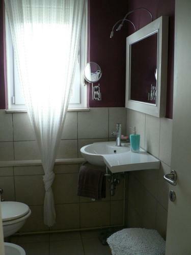 Apartment Vesa - By The Sea