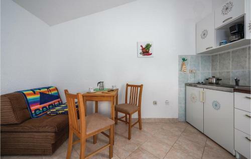 Studio Apartment In Sv.lovrec