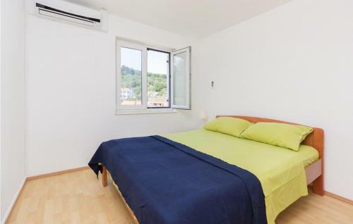 Apartment Komoseva I