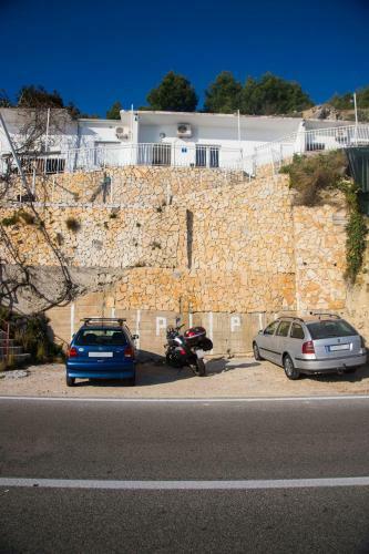 Apartments Lastro