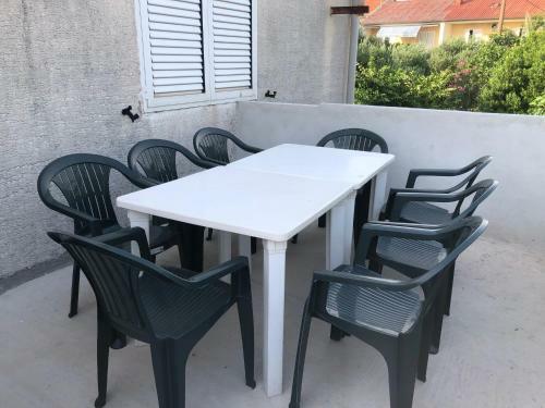 Apartamento Novalja Center