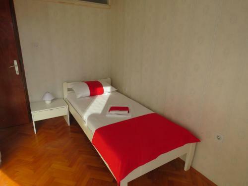 Apartamento Novalja Center
