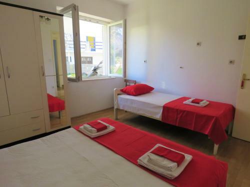 Apartamento Novalja Center
