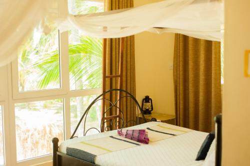 Hostal Bwejuu Beach Palm Villa