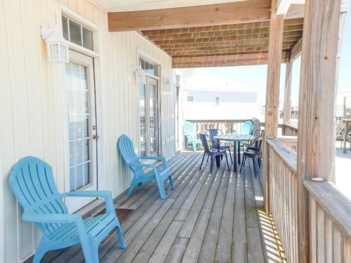 049 Beach Comber