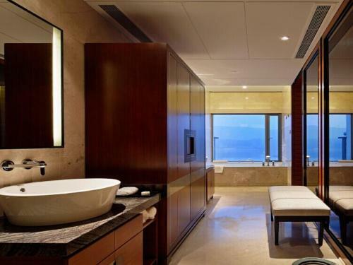 Hotel Jinling Resort Tianquan Lake