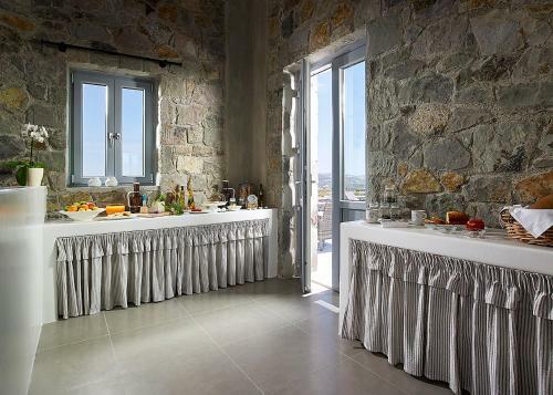 Hotel Lithos Luxury Rooms (Adults Only)