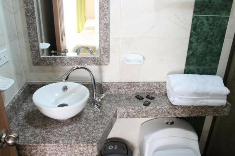 Hotel Bogot� Inn Park Way