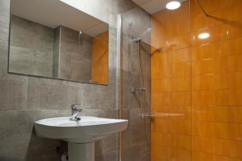 Rvhotels Apartamentos Treumal Park