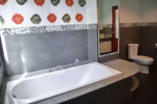 Apartamento White Flower Lanta