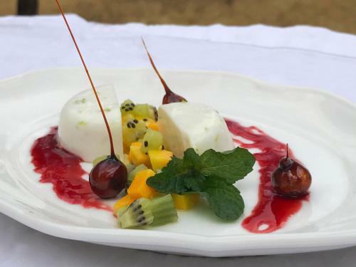Lodge One Nature Nyaruswiga Serengeti